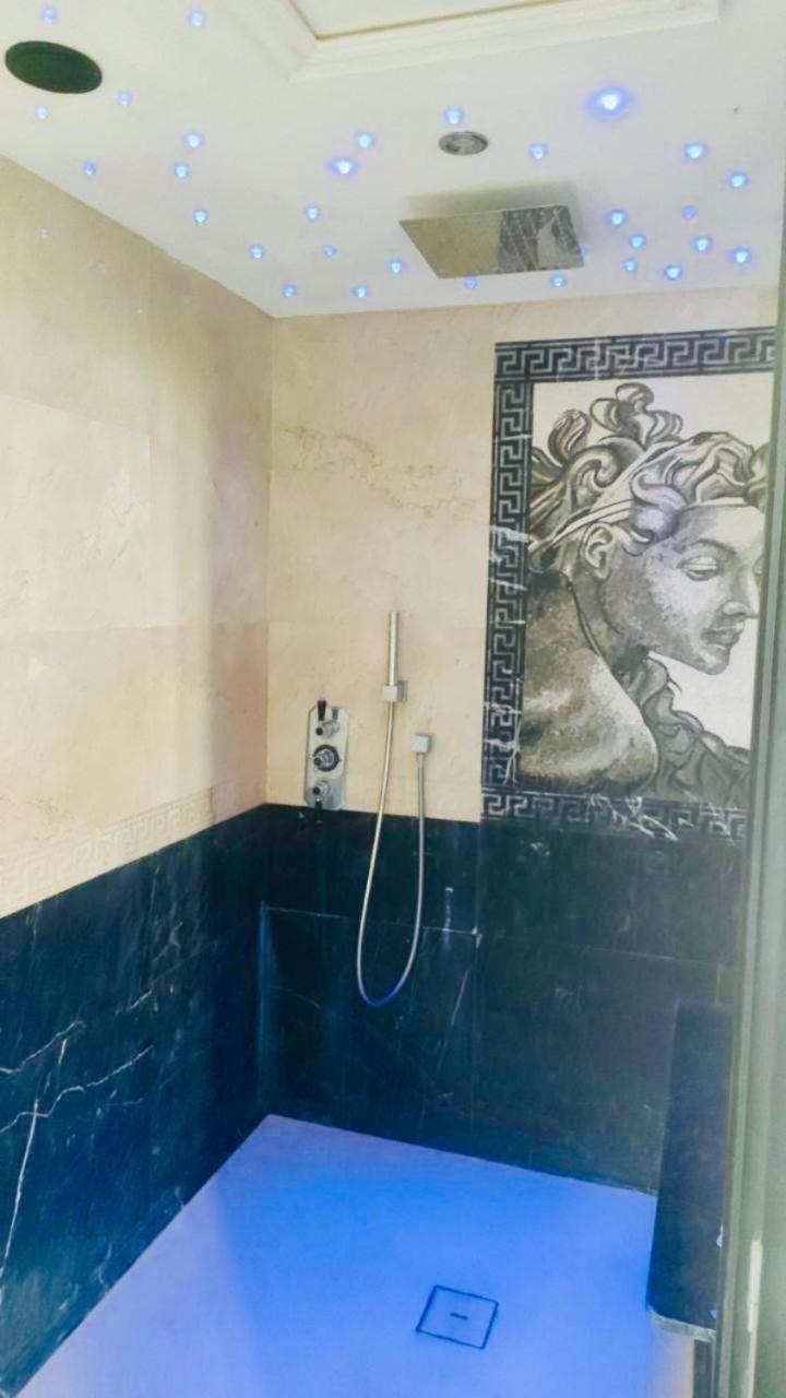 Апартаменты La Royale Centre 2
