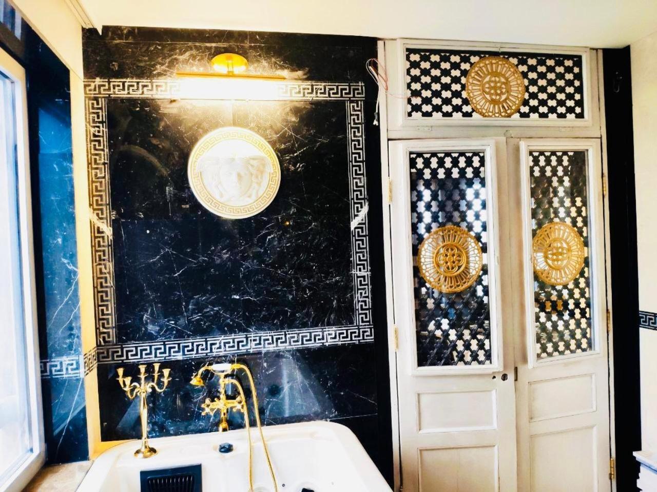 Апартаменты La Royale Centre 2 *